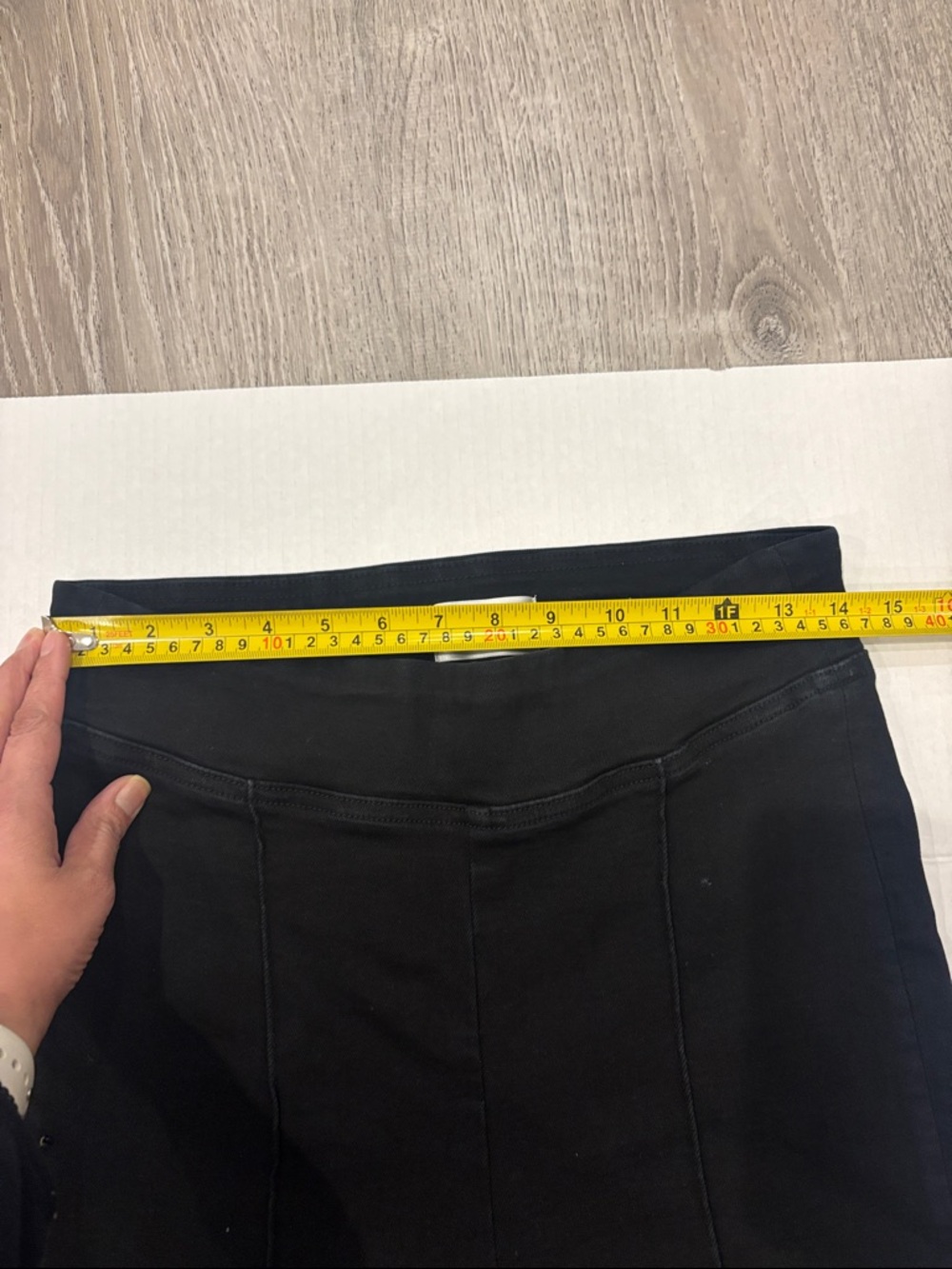 NWOT FRAME Jet Set Crop Mini Bootcut Pull-On Jeans In Black Size 2 - Picture 10 of 17